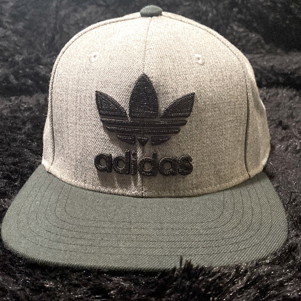 Adidas hat stored never worn
